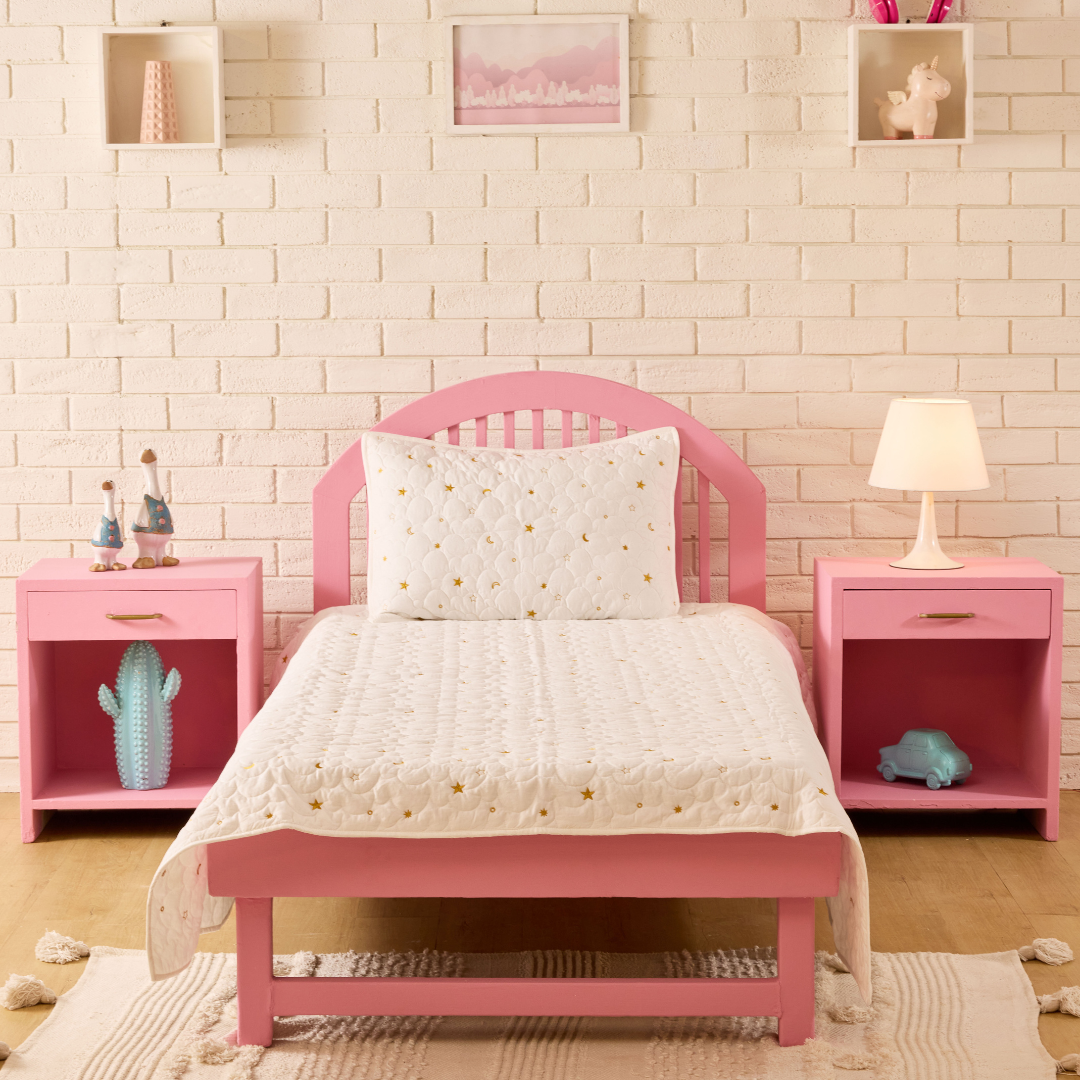 Dream A Little Dream Pearl White Bedspread Set