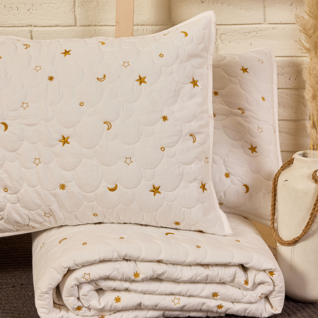 Dream A Little Dream Pearl White Bedspread Set