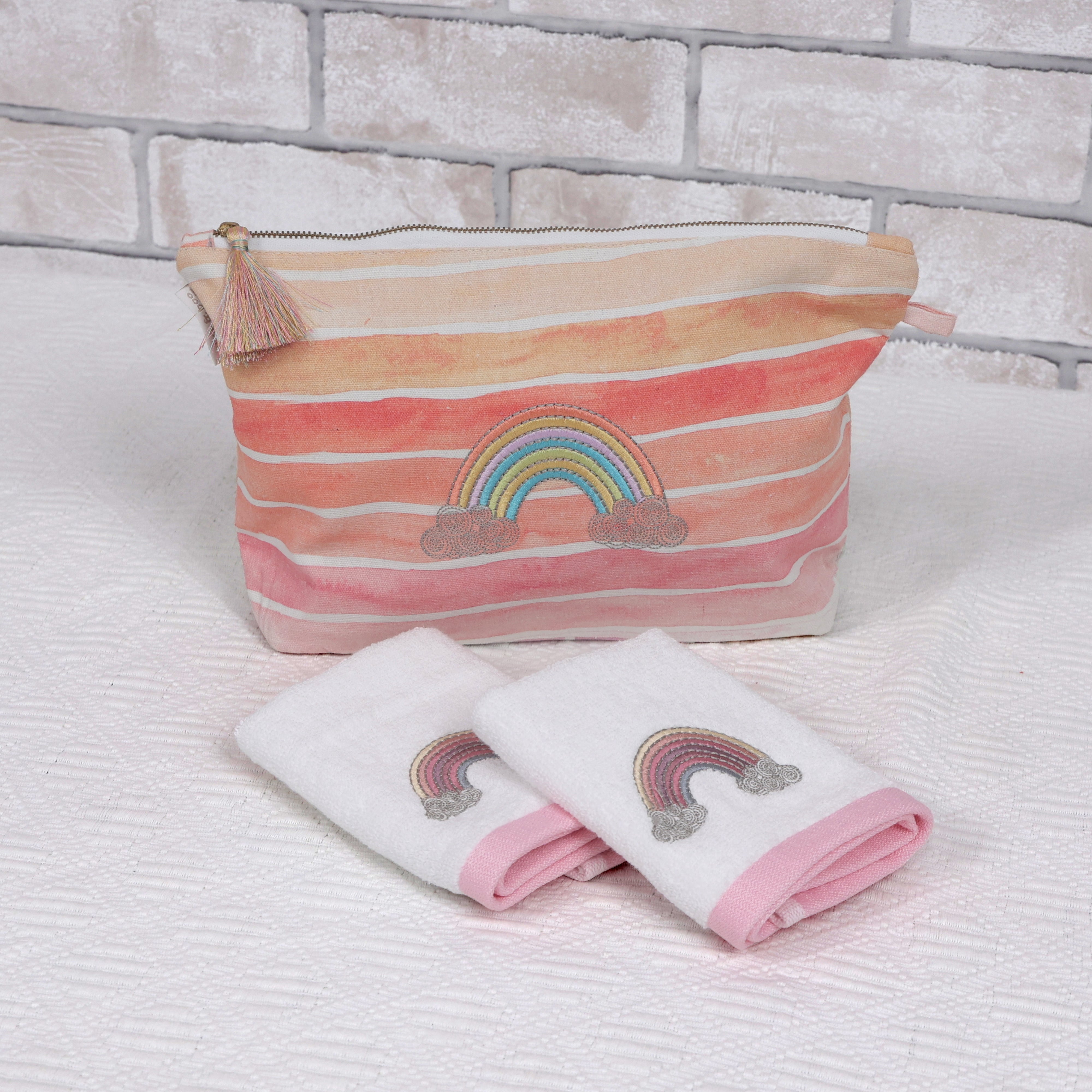 Dream A Little Dream - Pouch & Face Towels Bundle