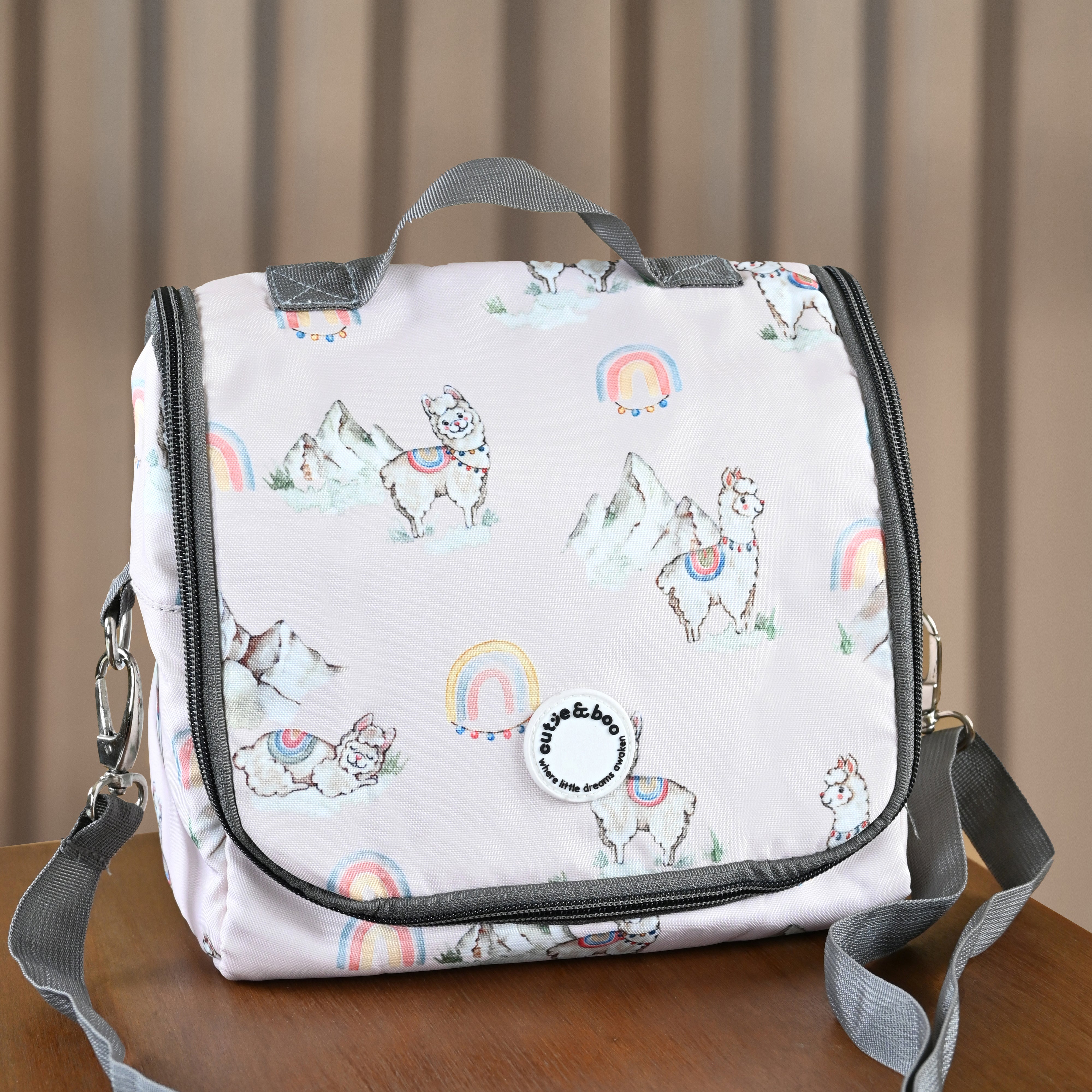 Ooh La Llama Lunch Bag