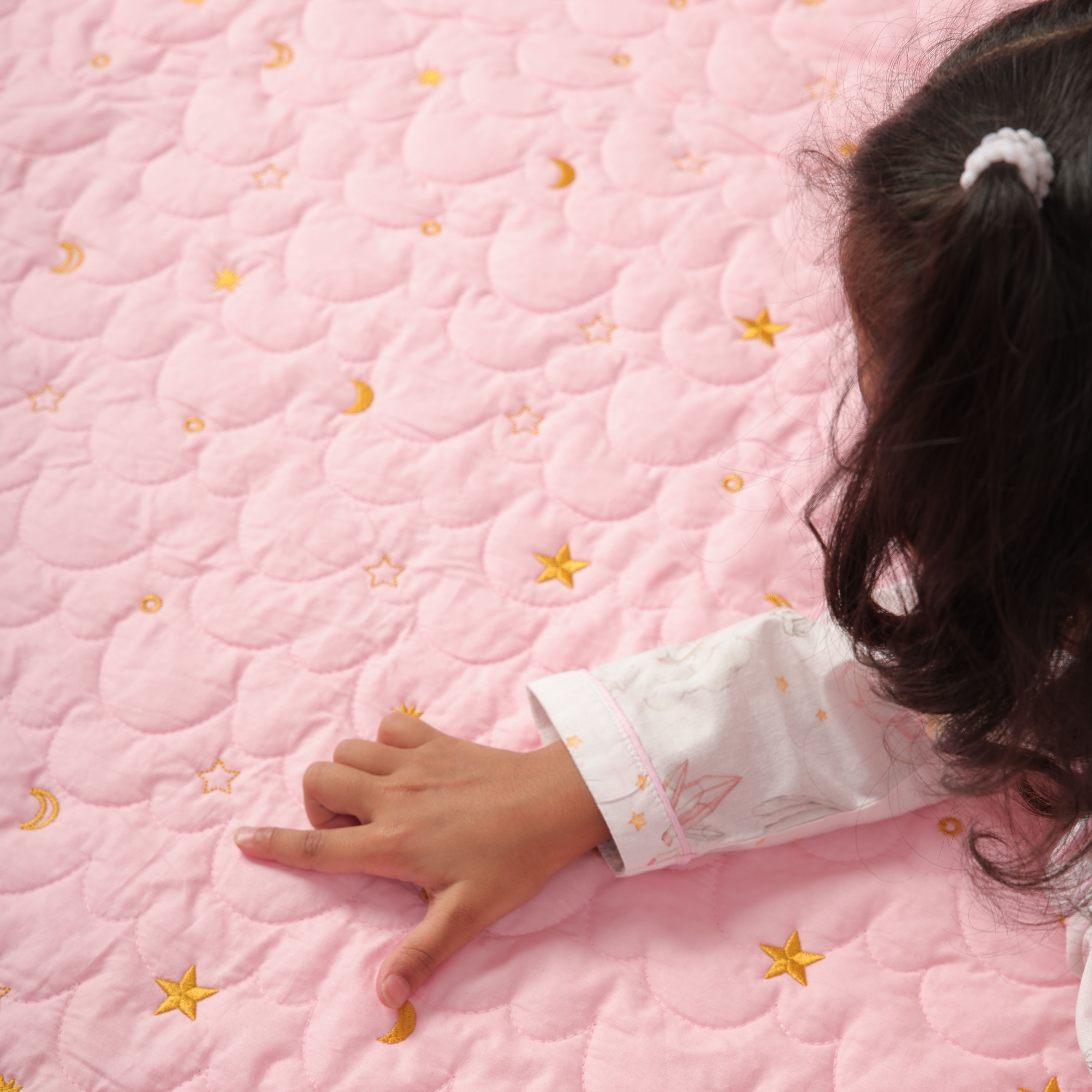 Dream A Little Dream Baby Pink Bedspread Set