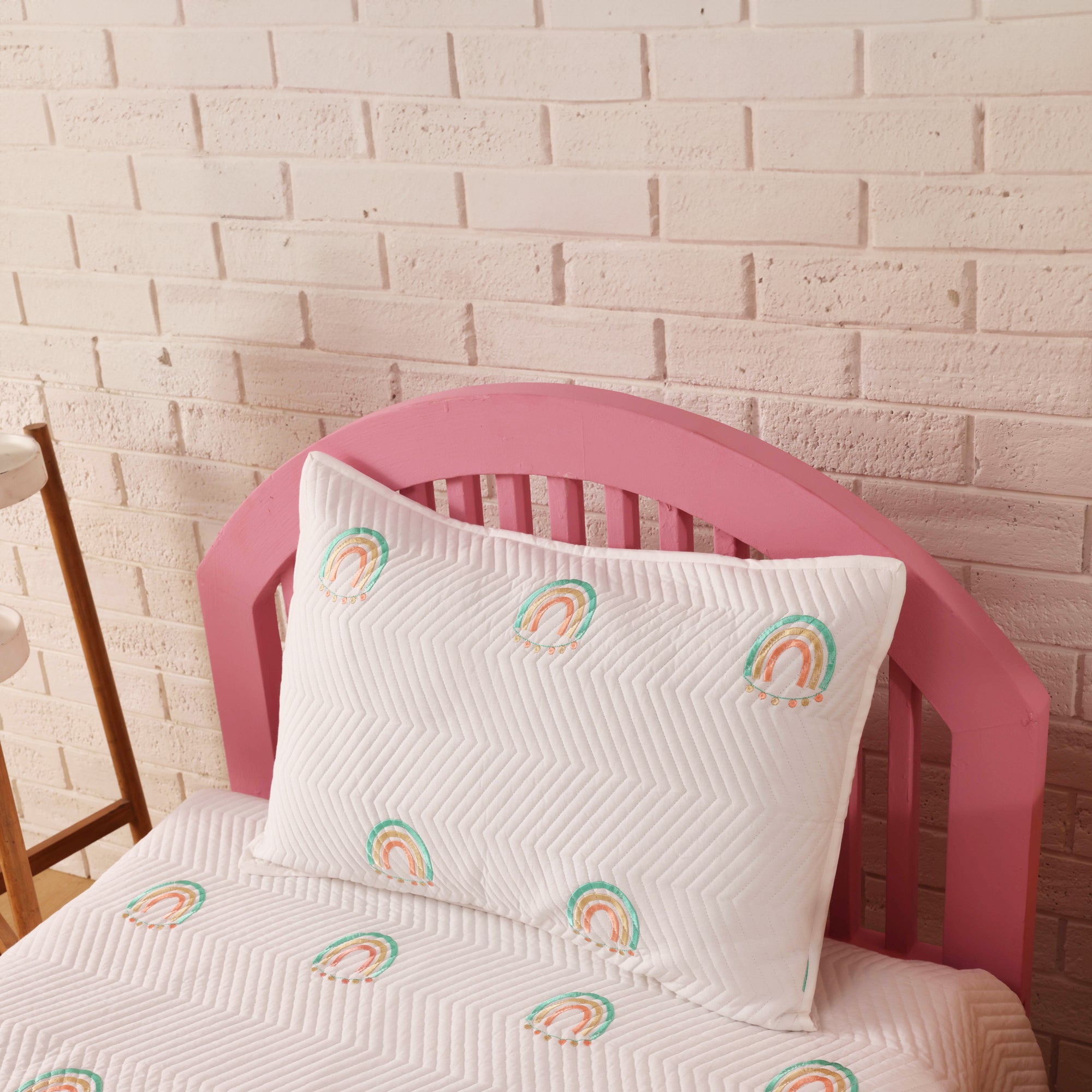 Ooh La Llama Bedspread Set